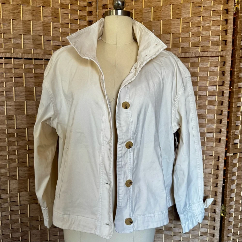 Women's Cream Button-Front Jacket - Picture 10 of 15